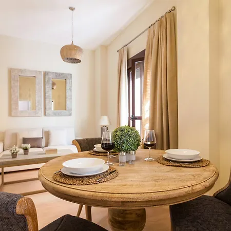 - Pleno Centro Apartment